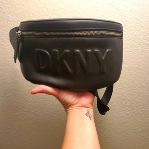 DKNY Tilly Fanny Pack